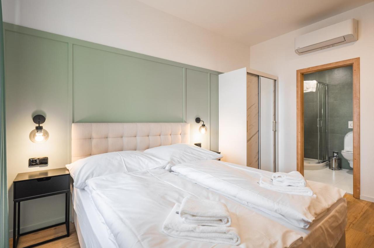 Luma Terra Praag